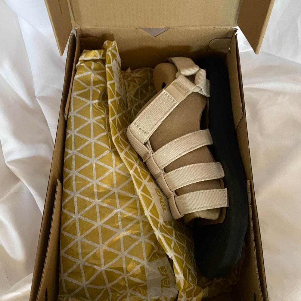 Never Worn TEVAS! - Picture 2 of 8